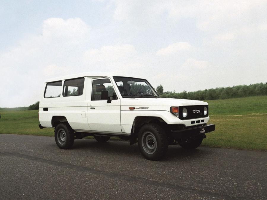  Toyota Land Cruiser 70 1986 года  (фото 1 из 1)